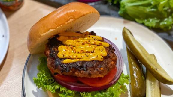 Super-Juicy-Plant-Based-Burgers