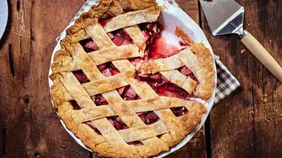 Strawberry-Rhubarb-Pie