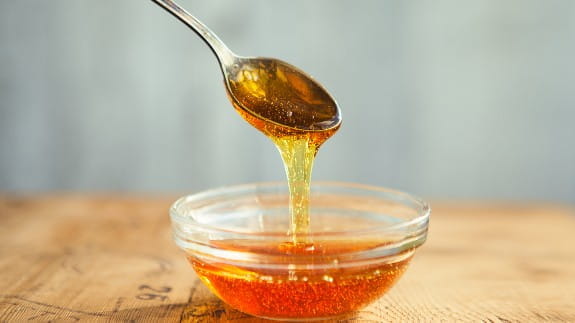 How much does a 2025 teaspoon of honey weigh